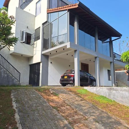Bed and breakfast Bellaxy Ceylon Extérieur photo